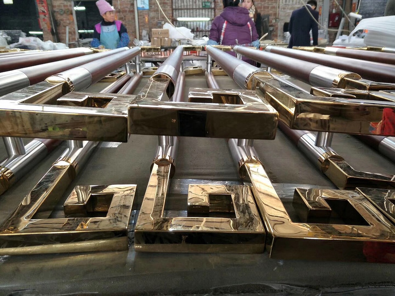 亲爱的热爱的剧中同款玻璃大门拉手