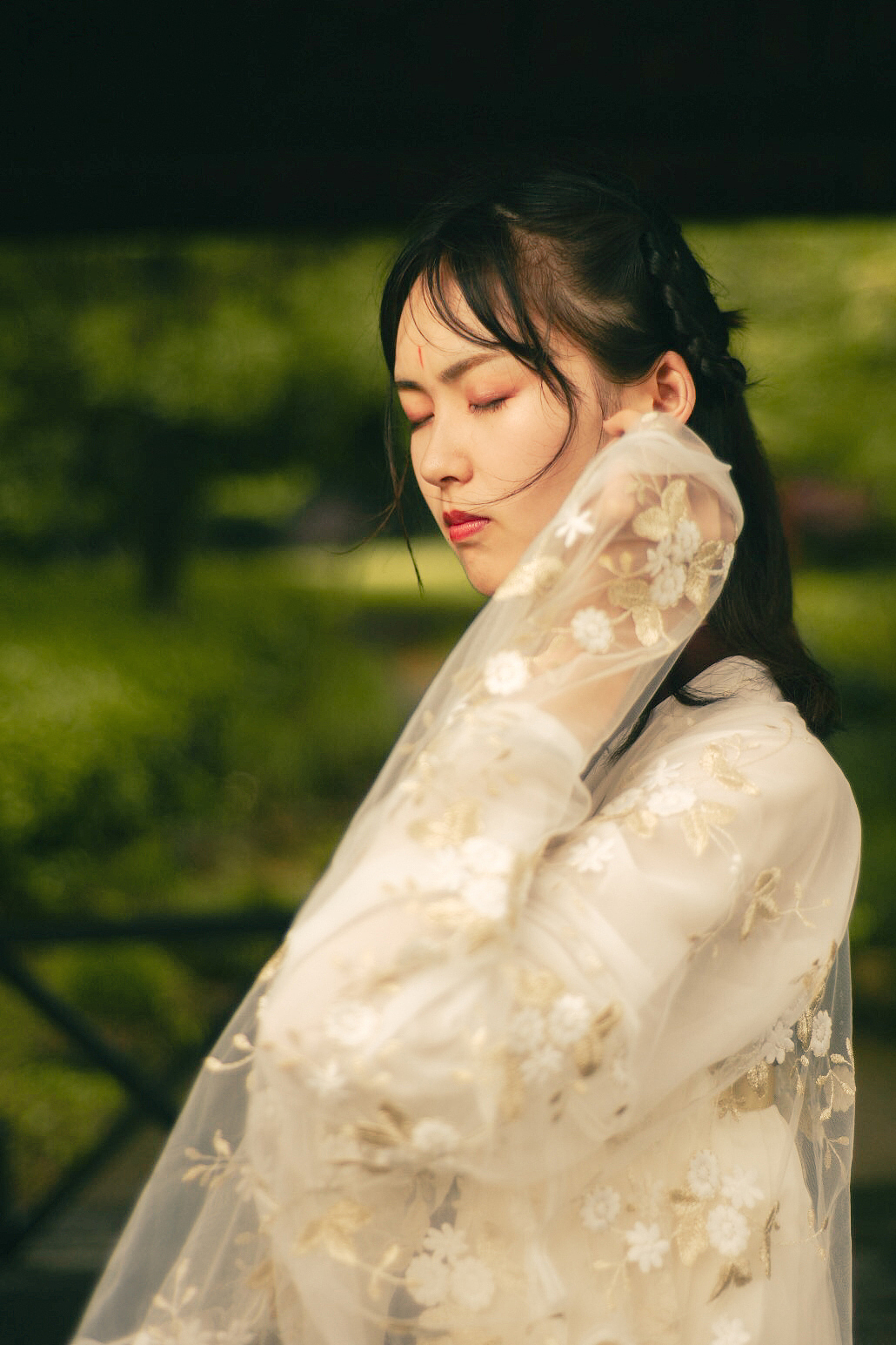 汉服（图ZMTYyNjcyMDcy） - 人像摄影 - 站酷设计师可怜的楼房原创素材 - 站酷ZCOOL