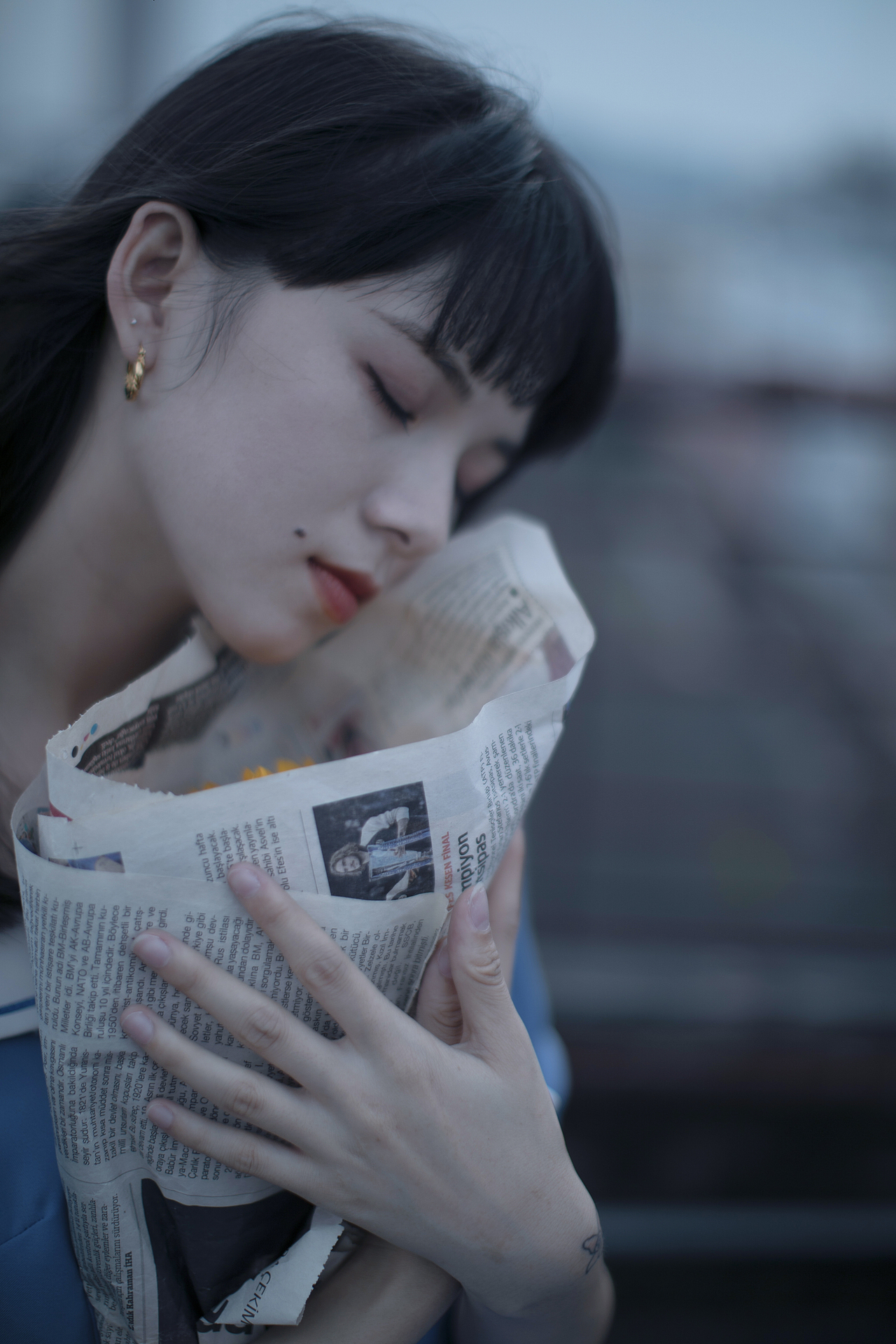 #BIUE#（图ZMjEyMzQyMzYw） - 人像摄影 - 站酷设计师阿朱的乐曲原创素材 - 站酷ZCOOL