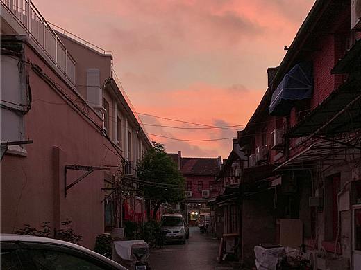 今天早晨5点，手机拍摄