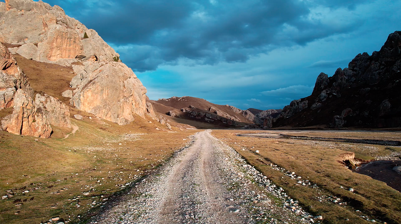 青海以北，青海以西1（图ZMjU3NjkyOTgw） - 风光摄影 - 站酷设计师七仔_空间摄影原创素材 - 站酷ZCOOL