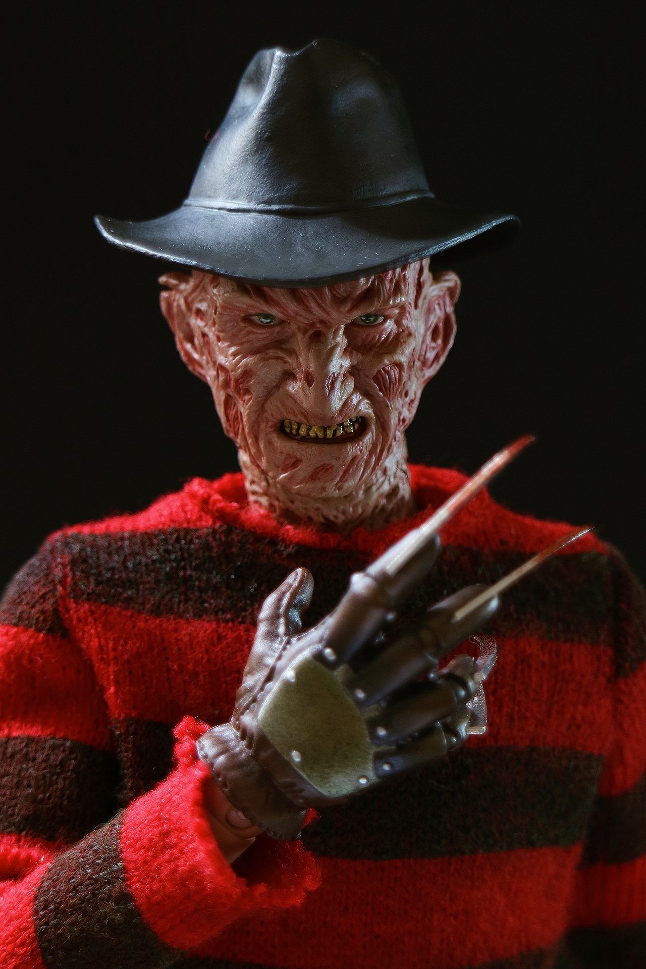 SIDESHOW 1/6 猛鬼街  弗莱迪 库格