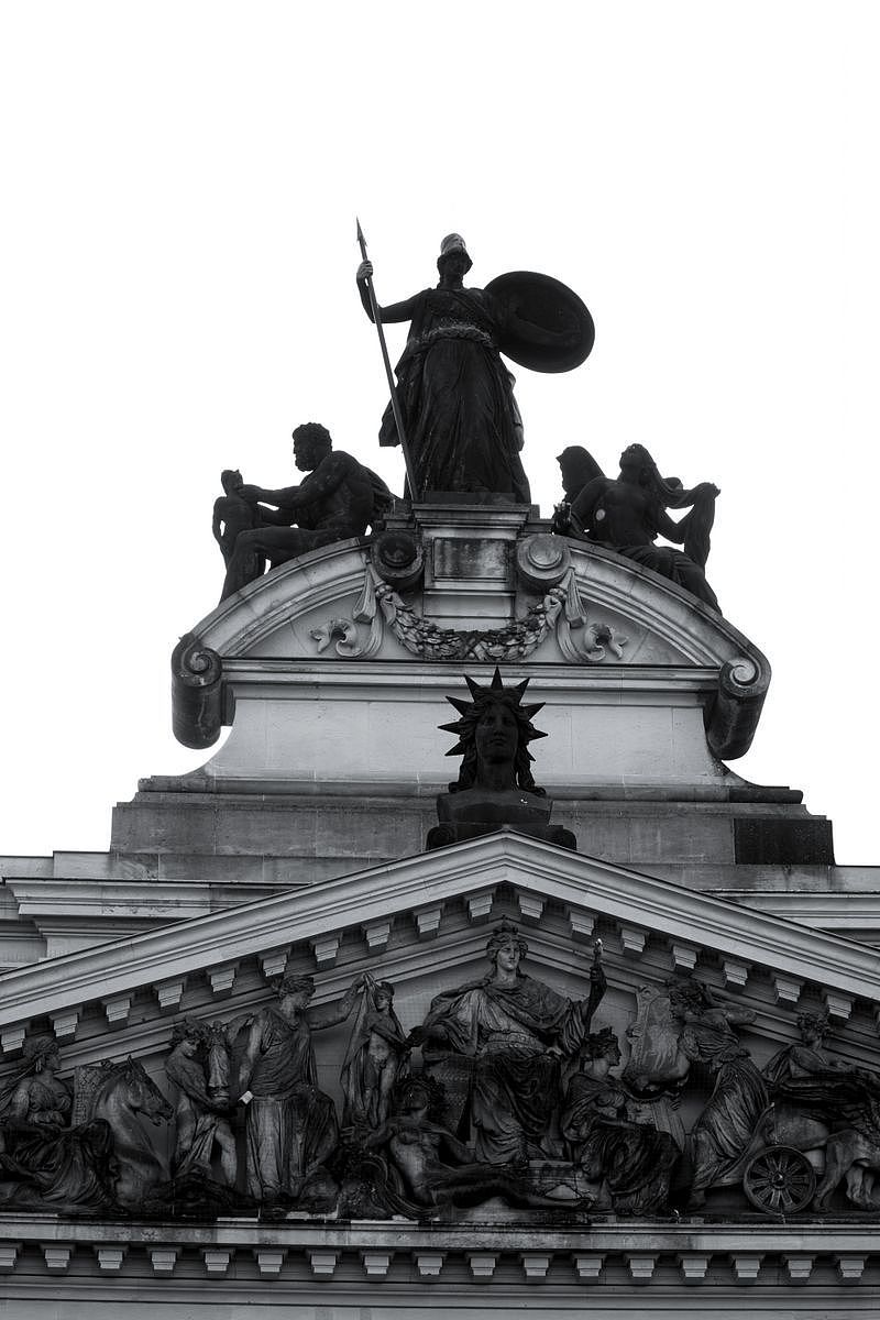 【旅行的意义】-德累斯顿的废墟-（图ZMzMzMDQ5MTk2） - 人文/纪实摄影 - 站酷设计师晆时_micheal原创素材 - 站酷ZCOOL