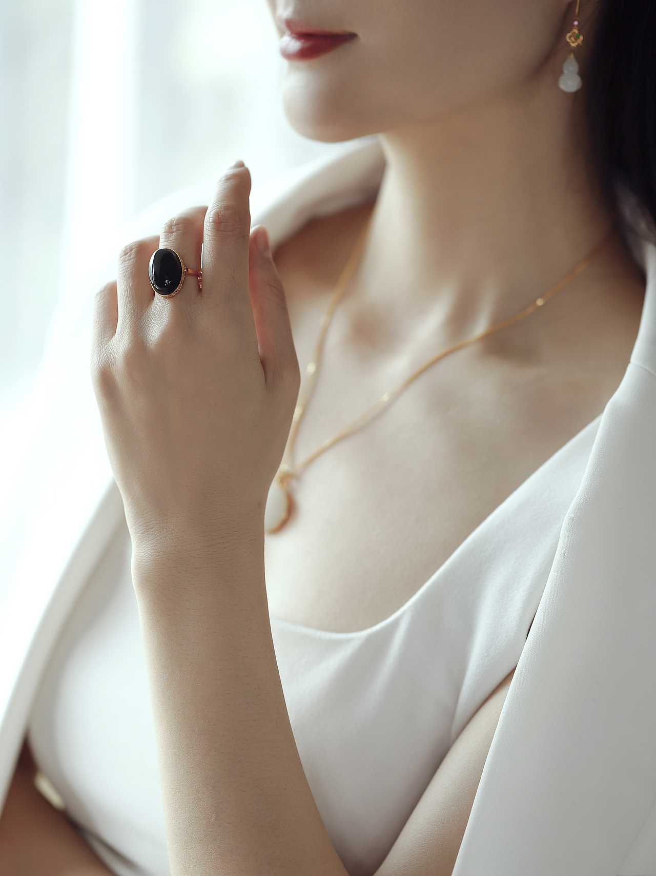 和田玉搭配模特图