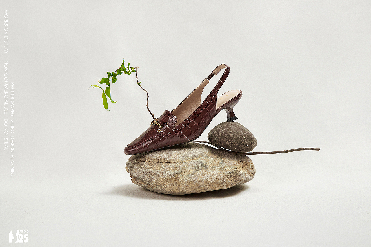 静物场景拍摄 ┃百思图女鞋系列┃三二五作品集（图ZMzM1MTM1MDIw） - 产品摄影 - 站酷设计师三二五视觉原创素材 - 站酷ZCOOL