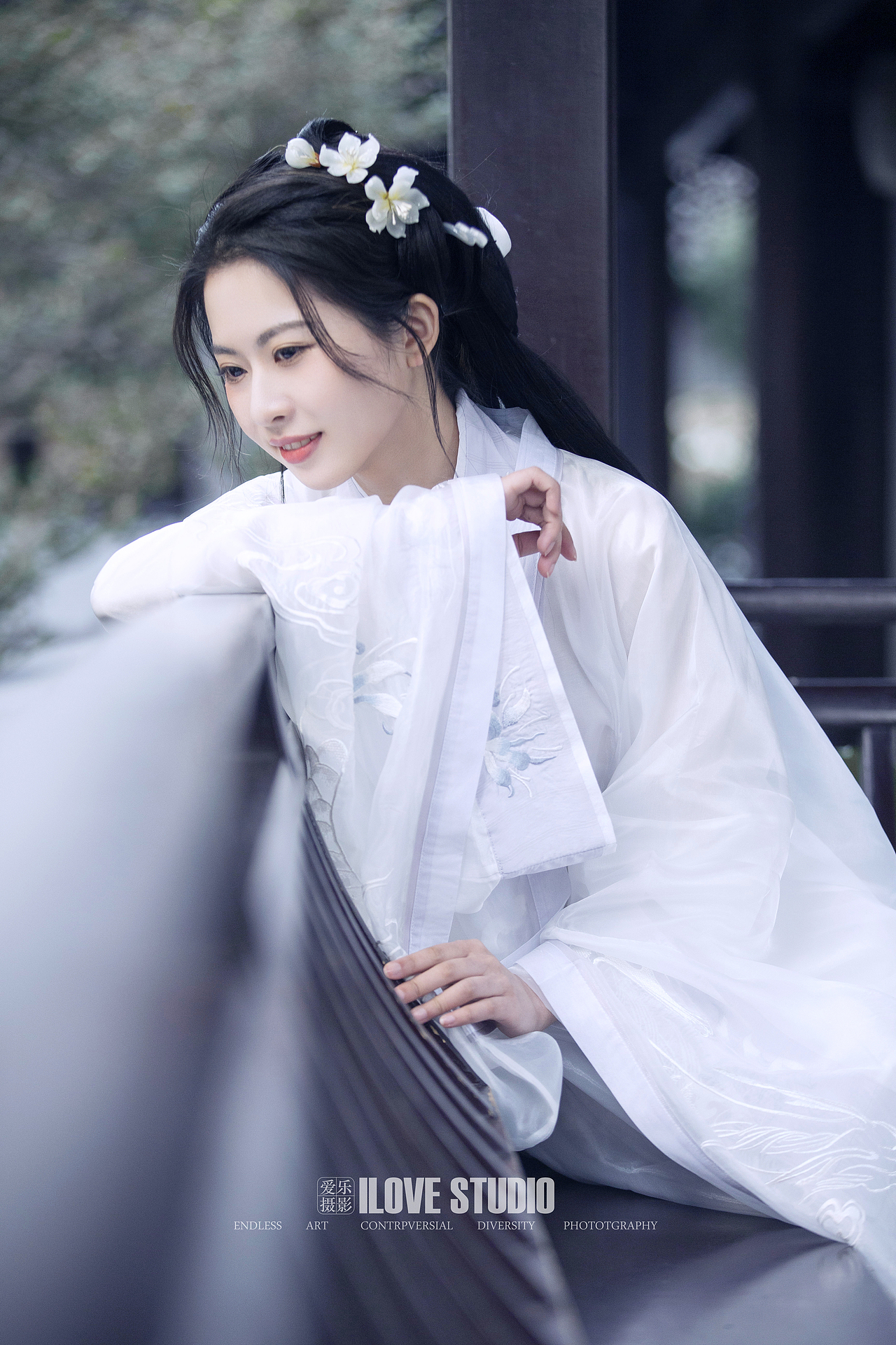 爱乐摄影原创写真作品——《Mrs.潘》