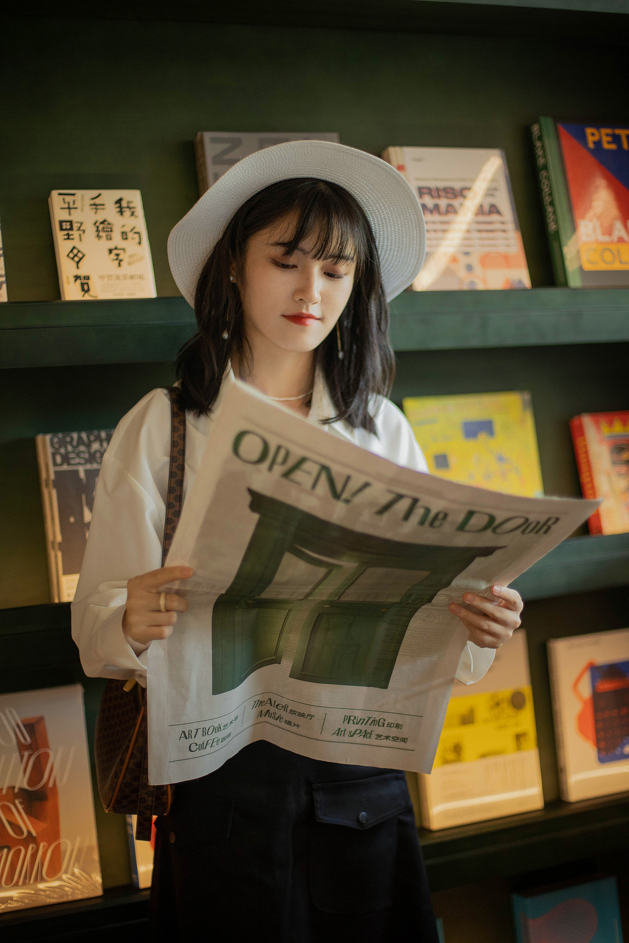 相遇在法式復(fù)古的書店里（圖ZMzQyODYxMjYw） - 人像攝影 - 站酷設(shè)計(jì)師今尋本尋Kairos原創(chuàng)素材 - 站酷ZCOOL