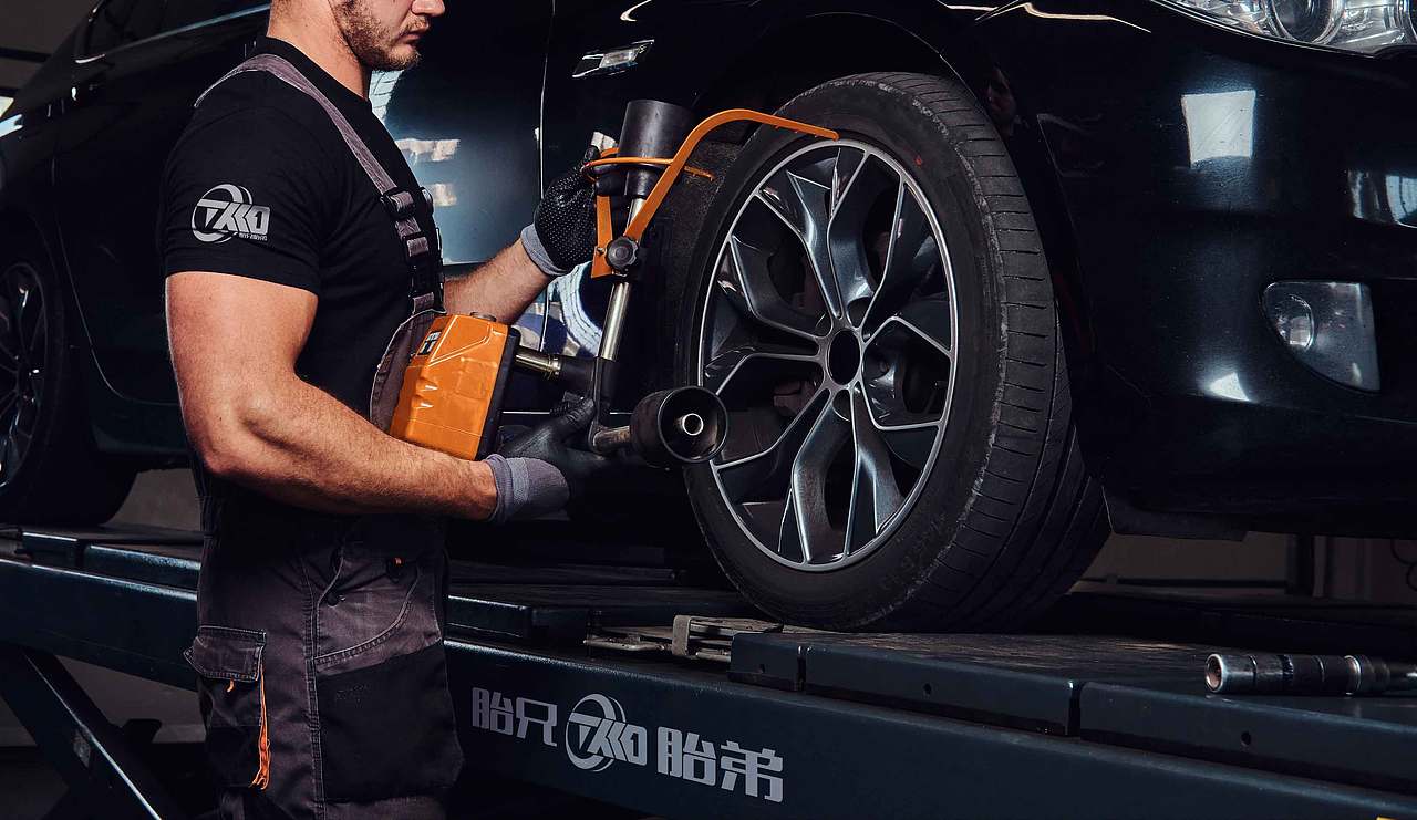 胎兄胎弟丨轮胎服务品牌LOGO全案/VI设计/包装设计