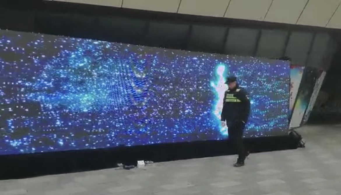 公园智能人影陪跑墙led屏墙互动装置室外体感人影墙（图ZMzA5NDYxMTk2） - 人机交互 - 站酷设计师南京慧极光科技原创素材 - 站酷ZCOOL