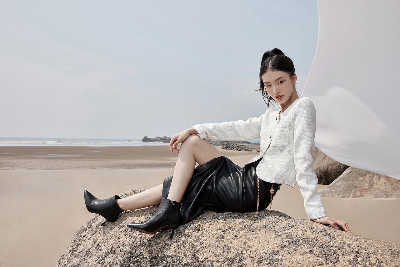 红蜻蜓女鞋福州海岛拍摄（图ZMzIwNjExOTg0） - 时尚/艺术摄影 - 站酷设计师杭州古一视觉广告原创素材 - 站酷ZCOOL