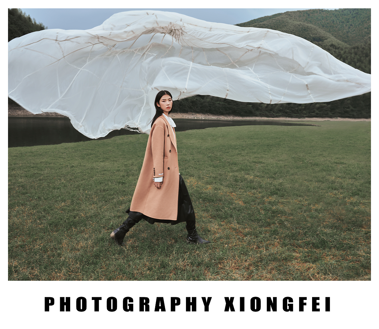 秋冬大衣拍摄 ｜ 外景拍摄（图ZMzE5MDUyNTA0） - 时尚/艺术摄影 - 站酷设计师摄影师雄飞原创素材 - 站酷ZCOOL