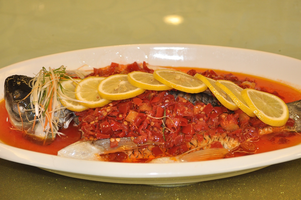 青柠剁椒蒸鲩鱼