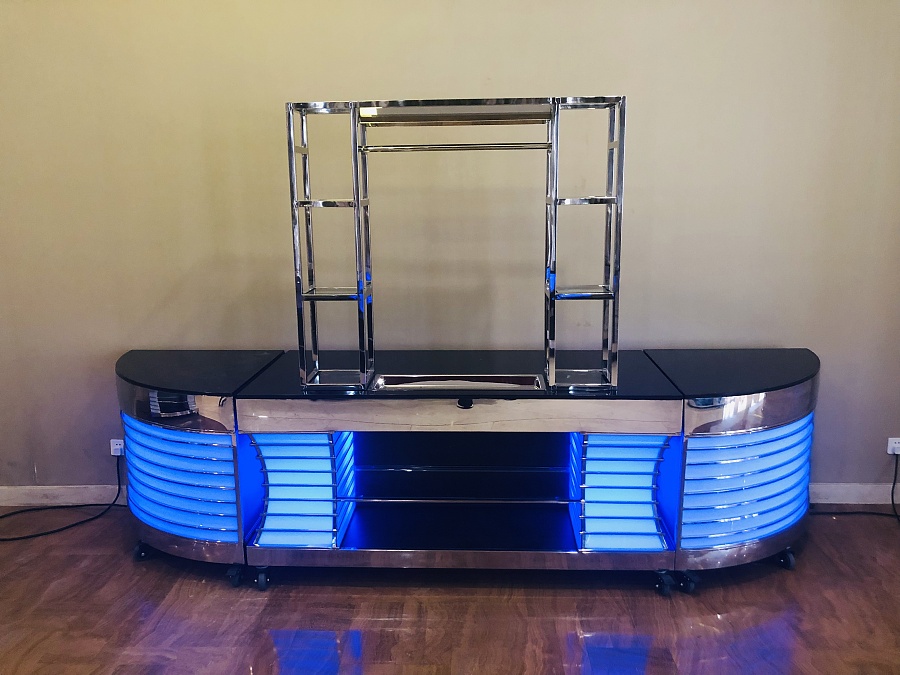 原创作品:不锈钢移动布菲车