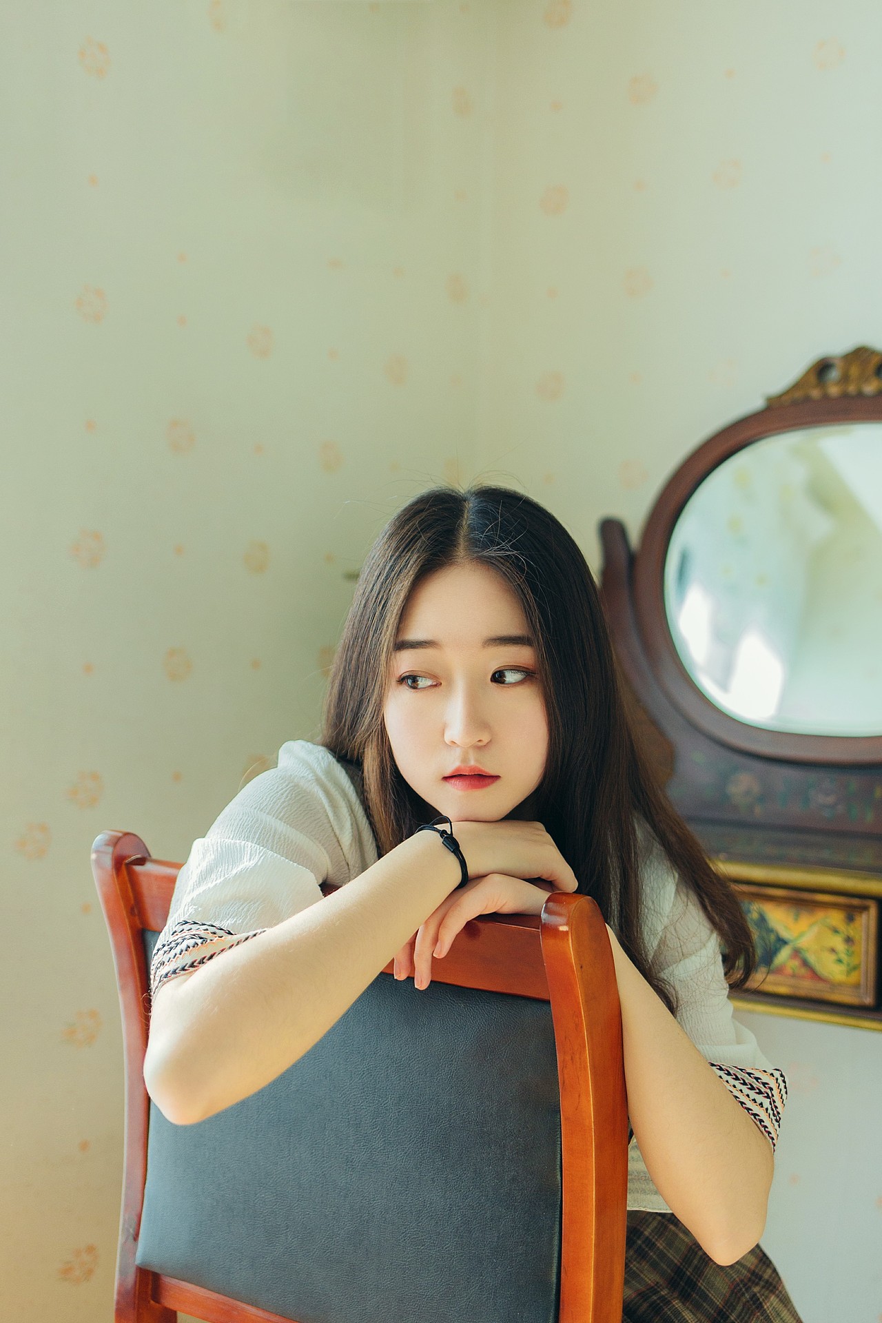 慢时光（图ZMTAxNDM3MzEy） - 人像摄影 - 站酷设计师笔画年华原创素材 - 站酷ZCOOL