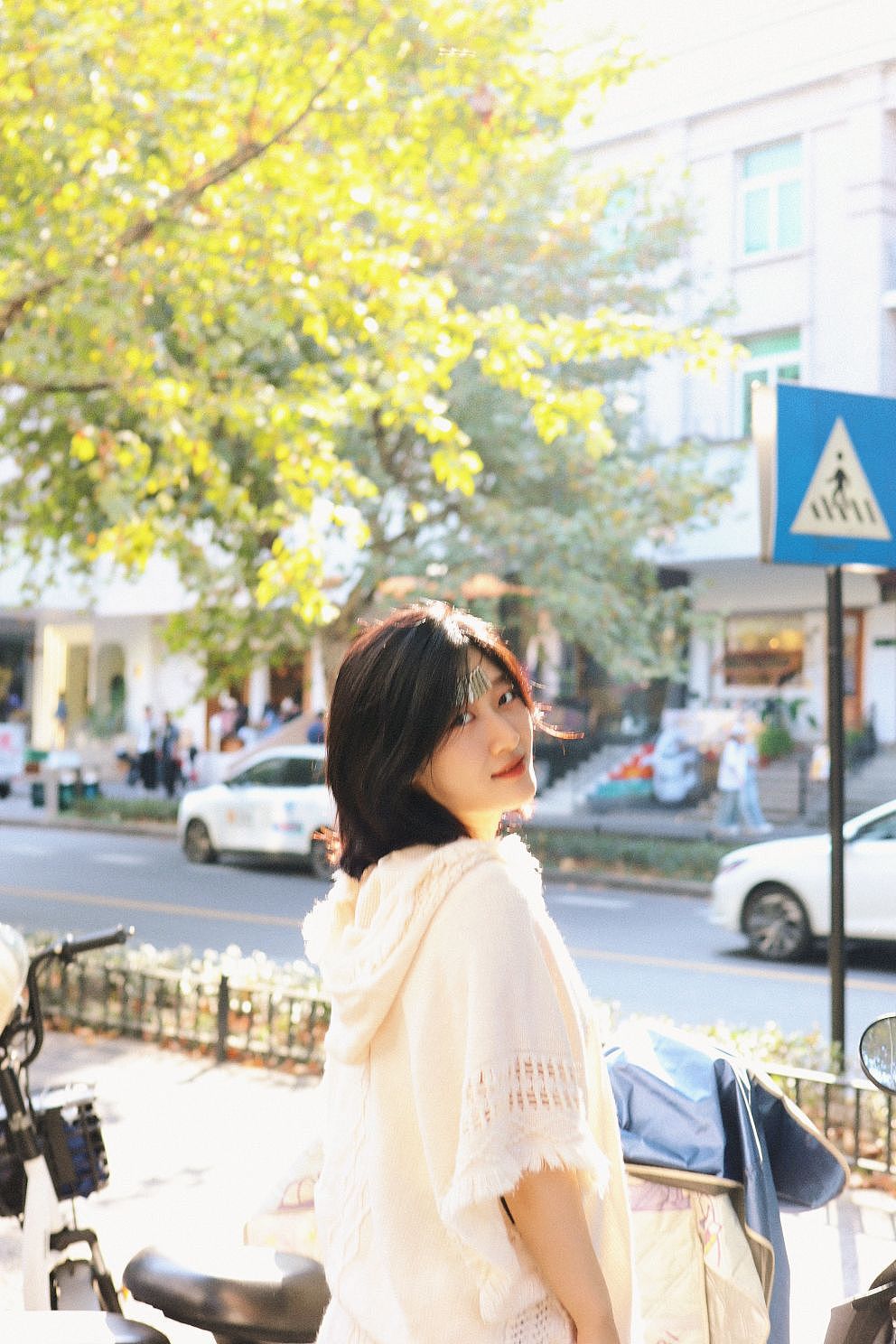 秋日降临🍁（图ZMzU0MDkwMzU2） - 人像摄影 - 站酷设计师yu果果原创素材 - 站酷ZCOOL