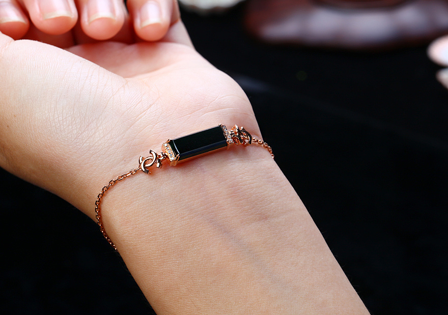 翡翠摄影-方形墨翠手链