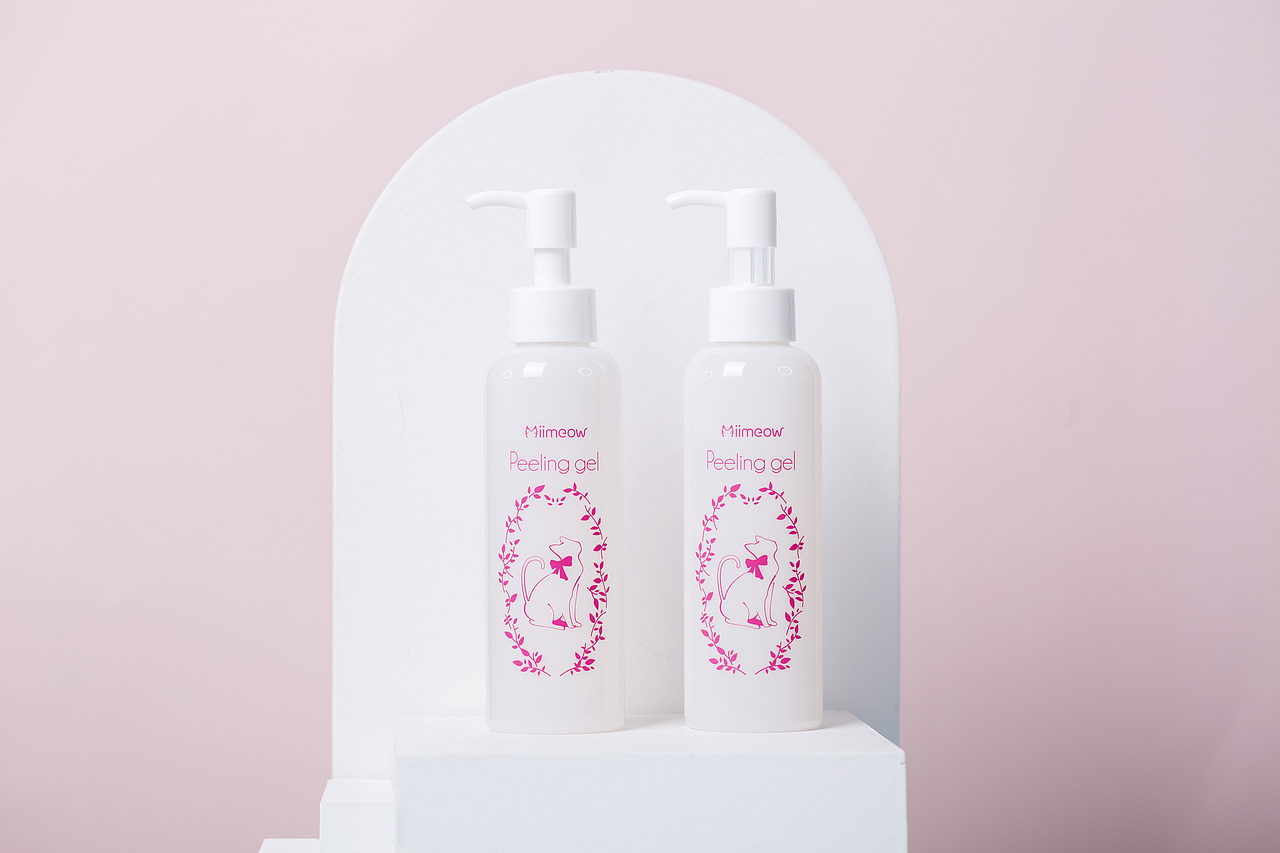 日本咪一喵净肤焕颜去角质啫喱磨砂膏