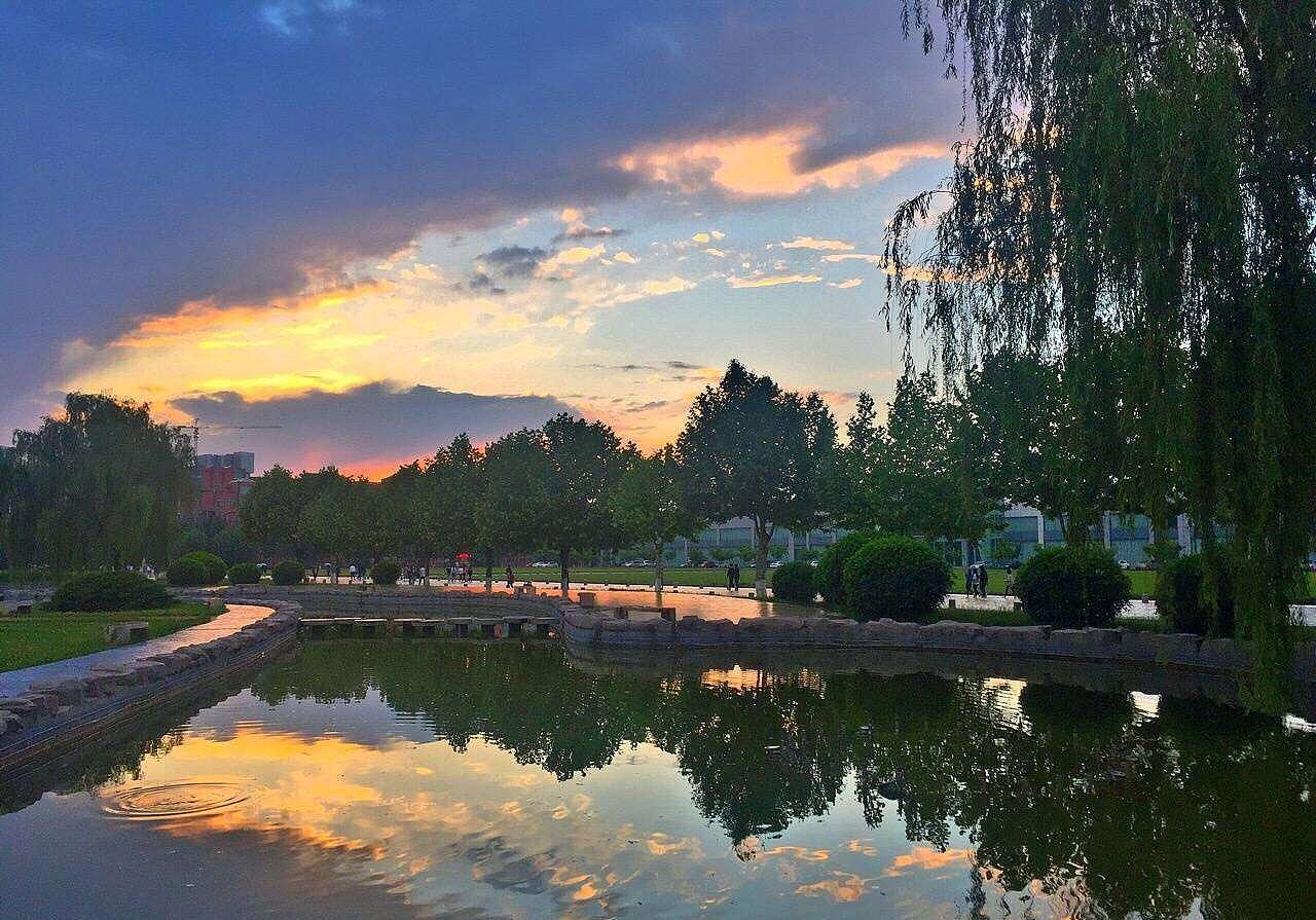 我眼中的母校（图ZMTY5NzI4ODQw） - 风光摄影 - 站酷设计师设计狗的日常原创素材 - 站酷ZCOOL