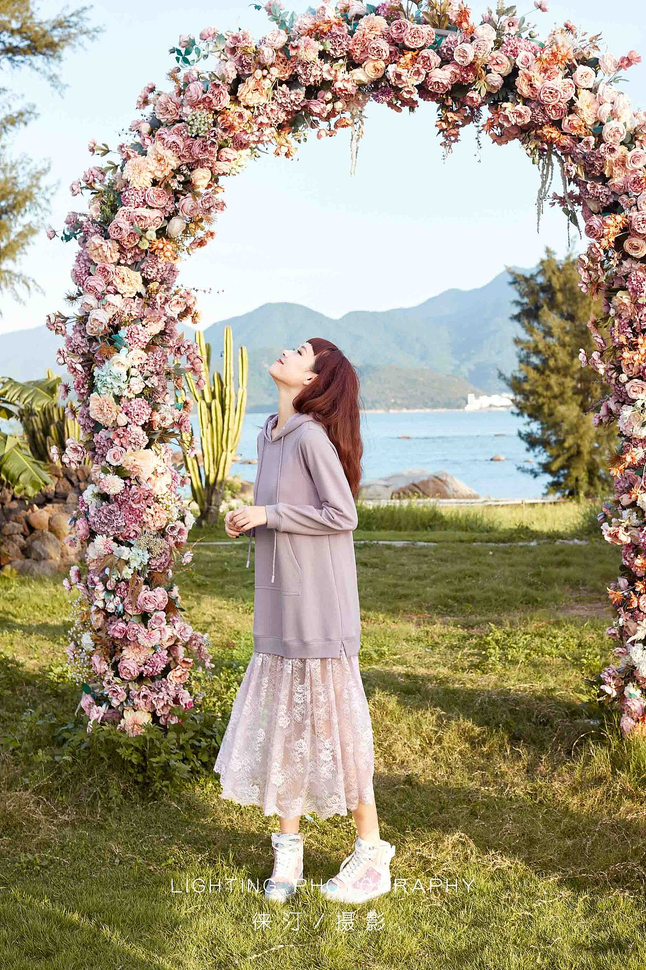 文艺风服装摄影，户外海边，甜美风女装拍摄（图ZMjkyOTM0Mjk2） - 时尚/艺术摄影 - 站酷设计师徕汀服装摄影原创素材 - 站酷ZCOOL