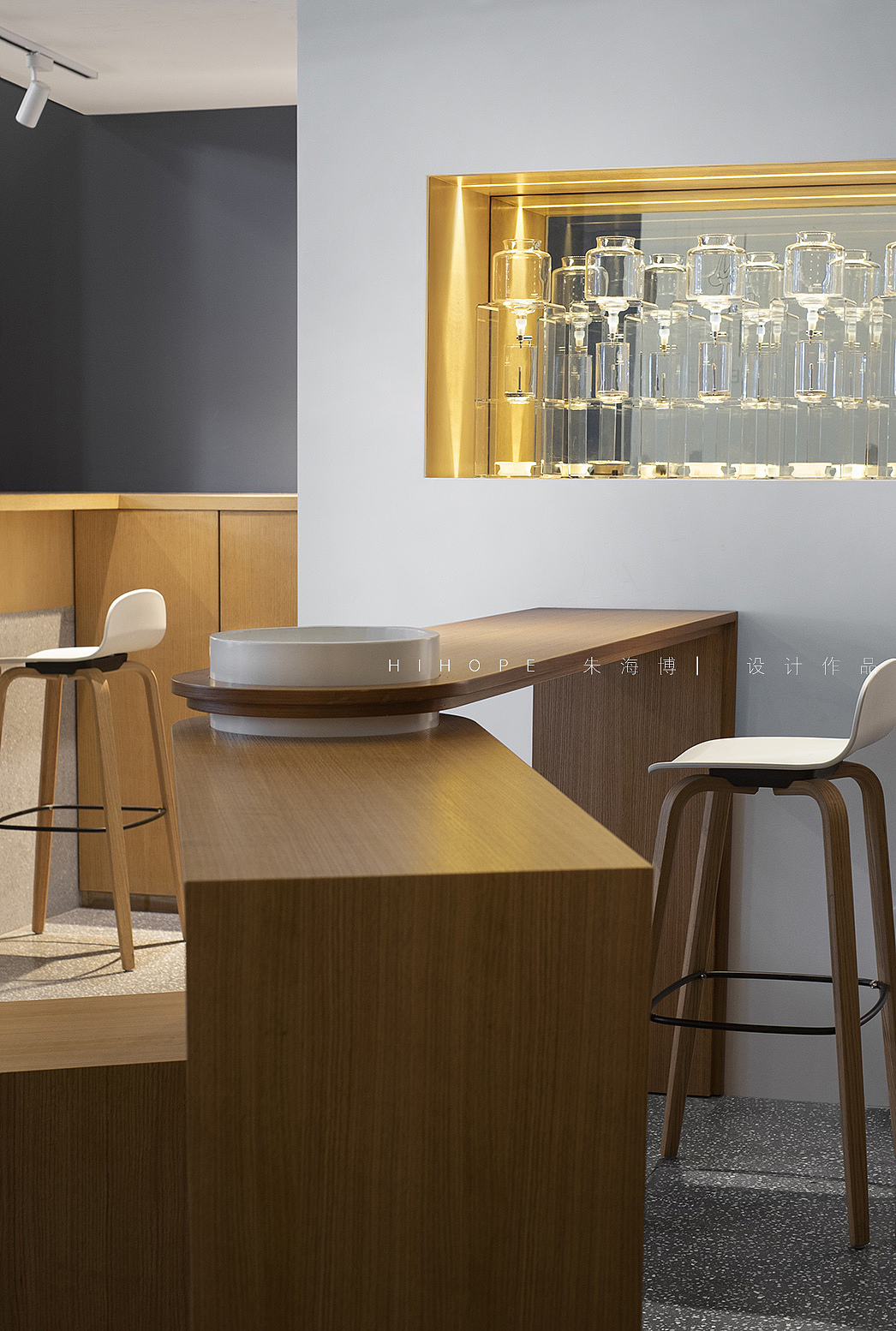 城市狩獵者--BLUE WOLF咖啡（圖ZMjQ0NDM2NjQ0） - 酒店餐飲設(shè)計 - 站酷設(shè)計師ARCHIHOPE朱海博原創(chuàng)素材 - 站酷ZCOOL