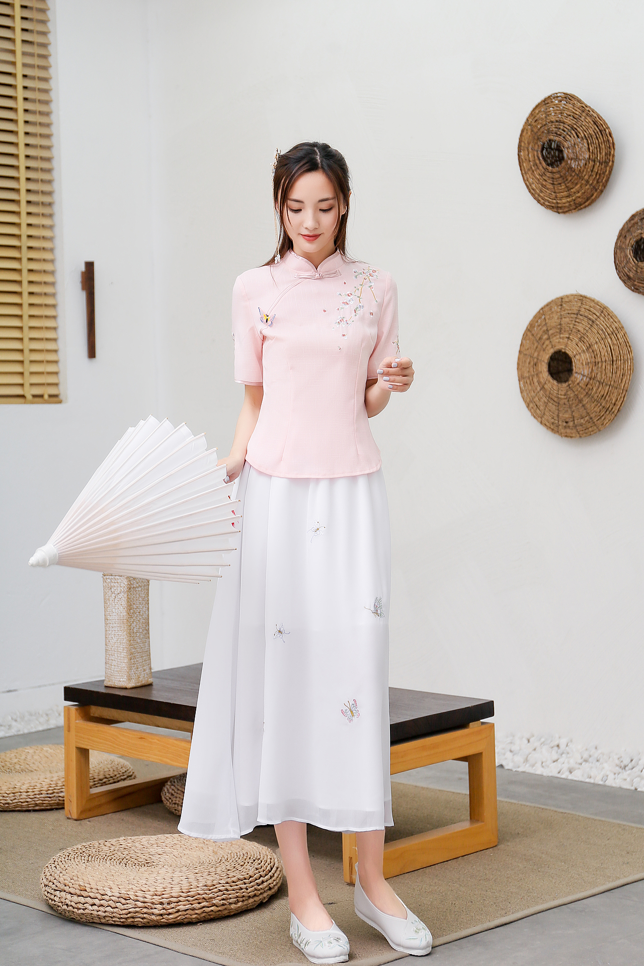 淘宝模特摄影古装风汉服复古装拍摄小熊