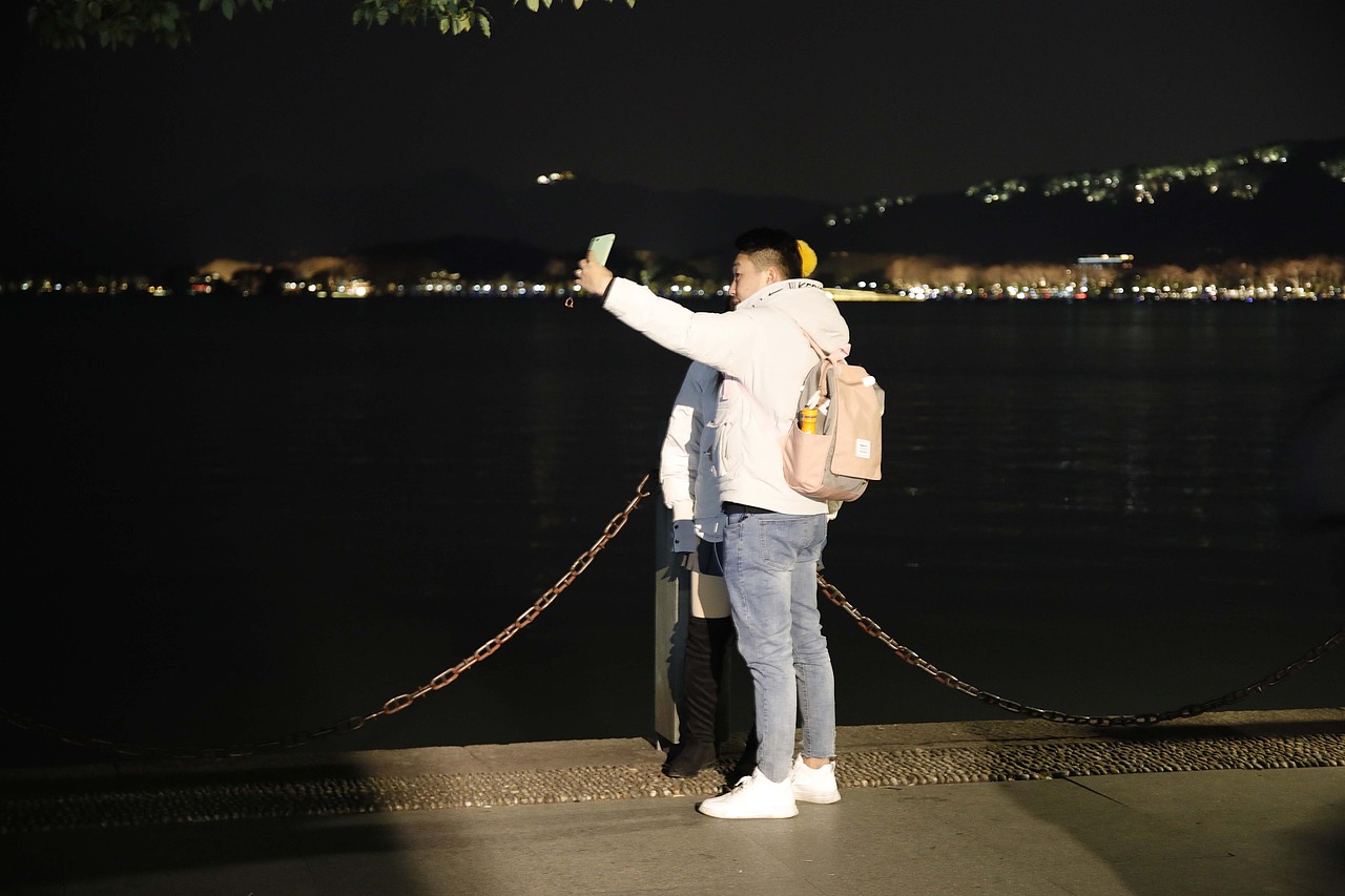 2020新年元旦西湖街拍