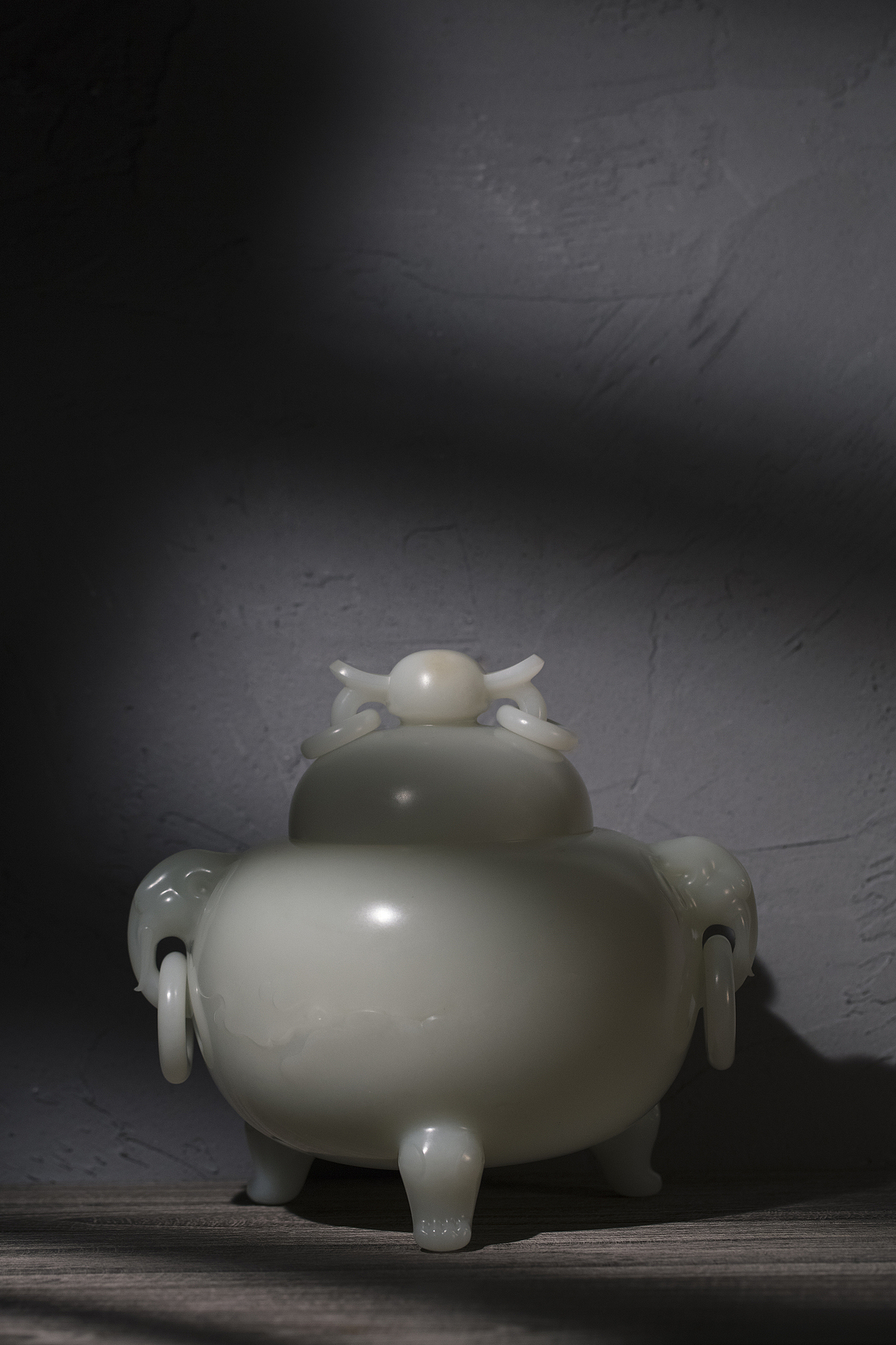 《三足鼎立》－－玉雕艺术摄影