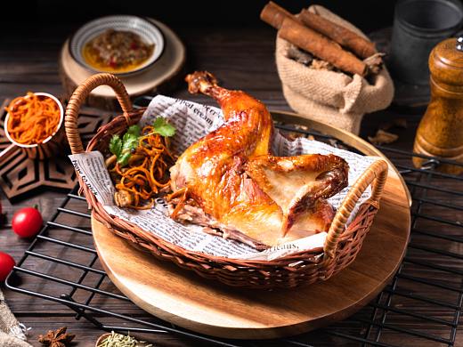 秘制烤鸡  香喷喷