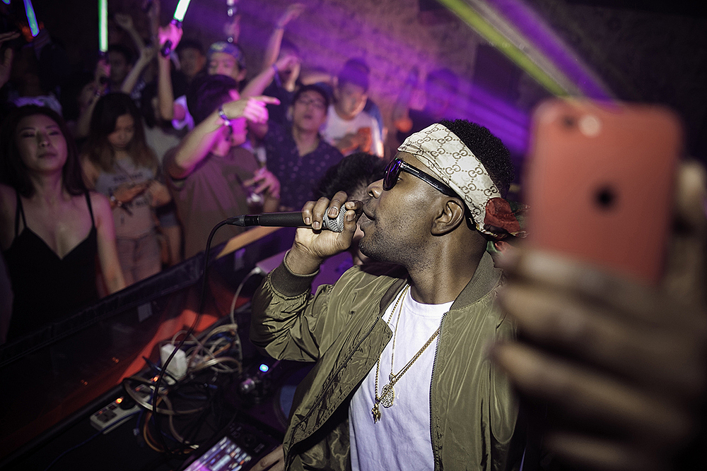 音乐趴（图ZMTA5NzU1OTgw） - 人像摄影 - 站酷设计师Rex琛原创素材 - 站酷ZCOOL