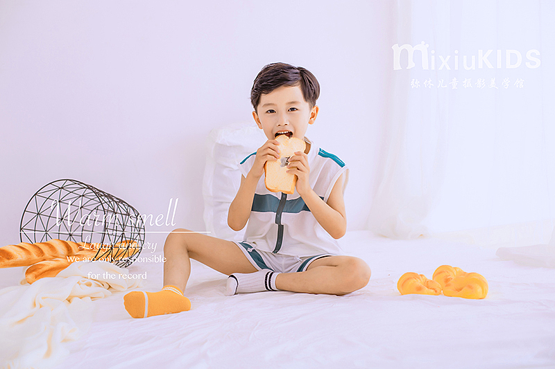 小清新（图ZMTY5MTcwMTY4） - 人像摄影 - 站酷设计师弥休摄影美学馆原创素材 - 站酷ZCOOL