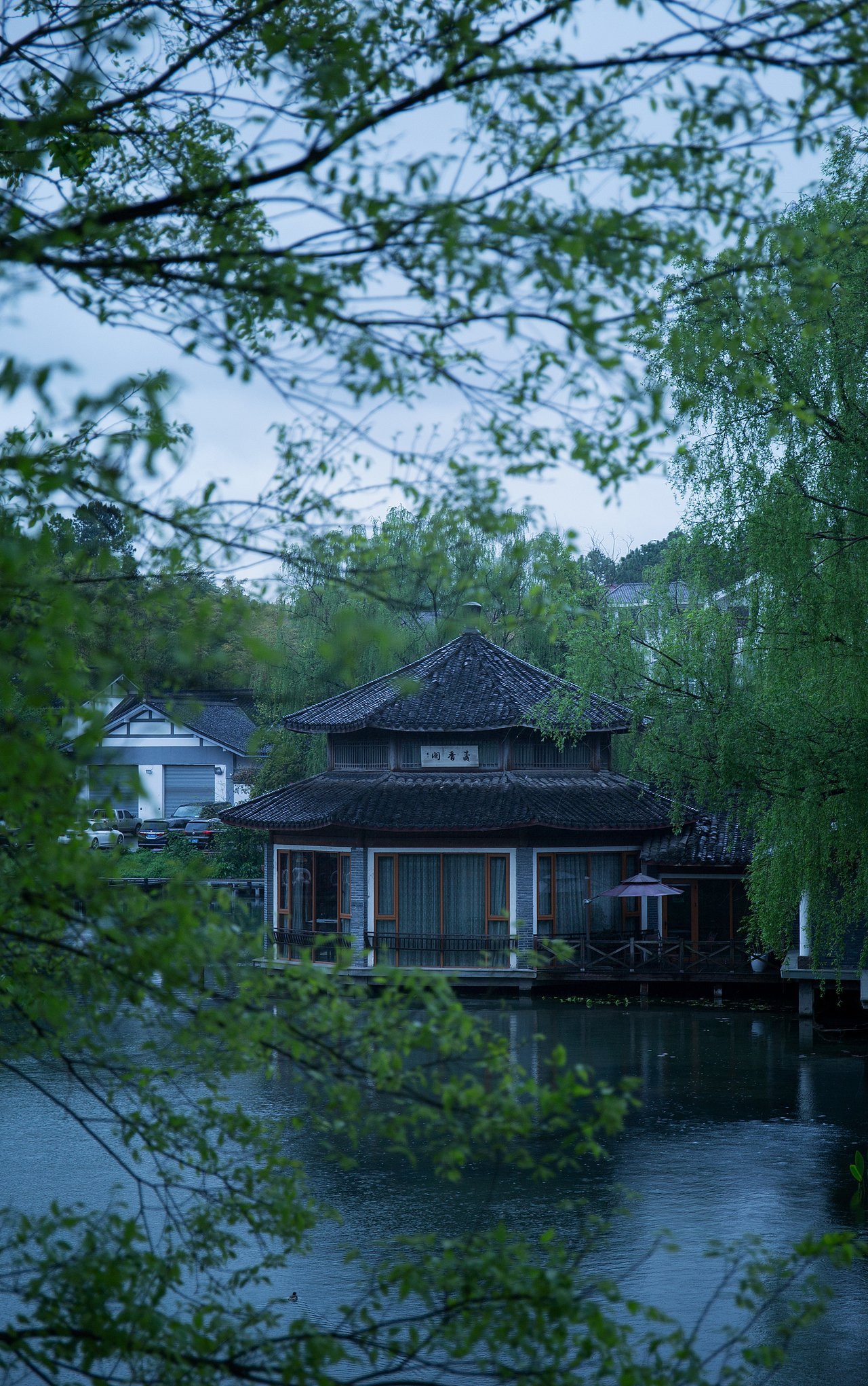 人间不值得（图ZMjA5MjQwODM2） - 其他摄影 - 站酷设计师没钱只好去作图原创素材 - 站酷ZCOOL