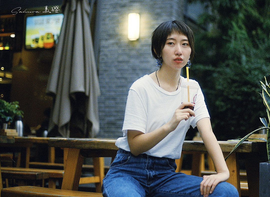 《胶片里的夏末秋初》