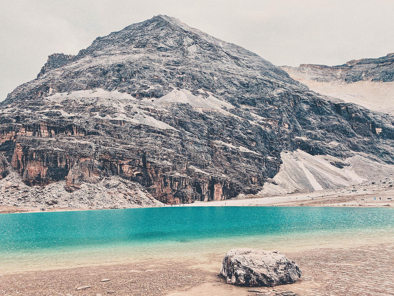 稻城，We Coming！（图ZMjI1MzgwMzI4） - 人文/纪实摄影 - 站酷设计师有人爱茶煲原创素材 - 站酷ZCOOL