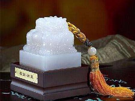 郑州龙袍展出租玉玺展租赁