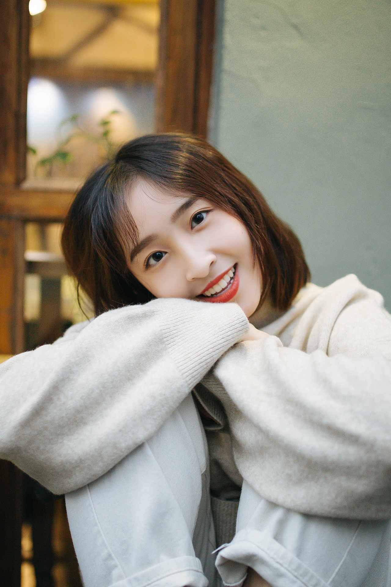 表演系的女生（图ZMjA0NDkyNjgw） - 人像摄影 - 站酷设计师商业配图原创素材 - 站酷ZCOOL