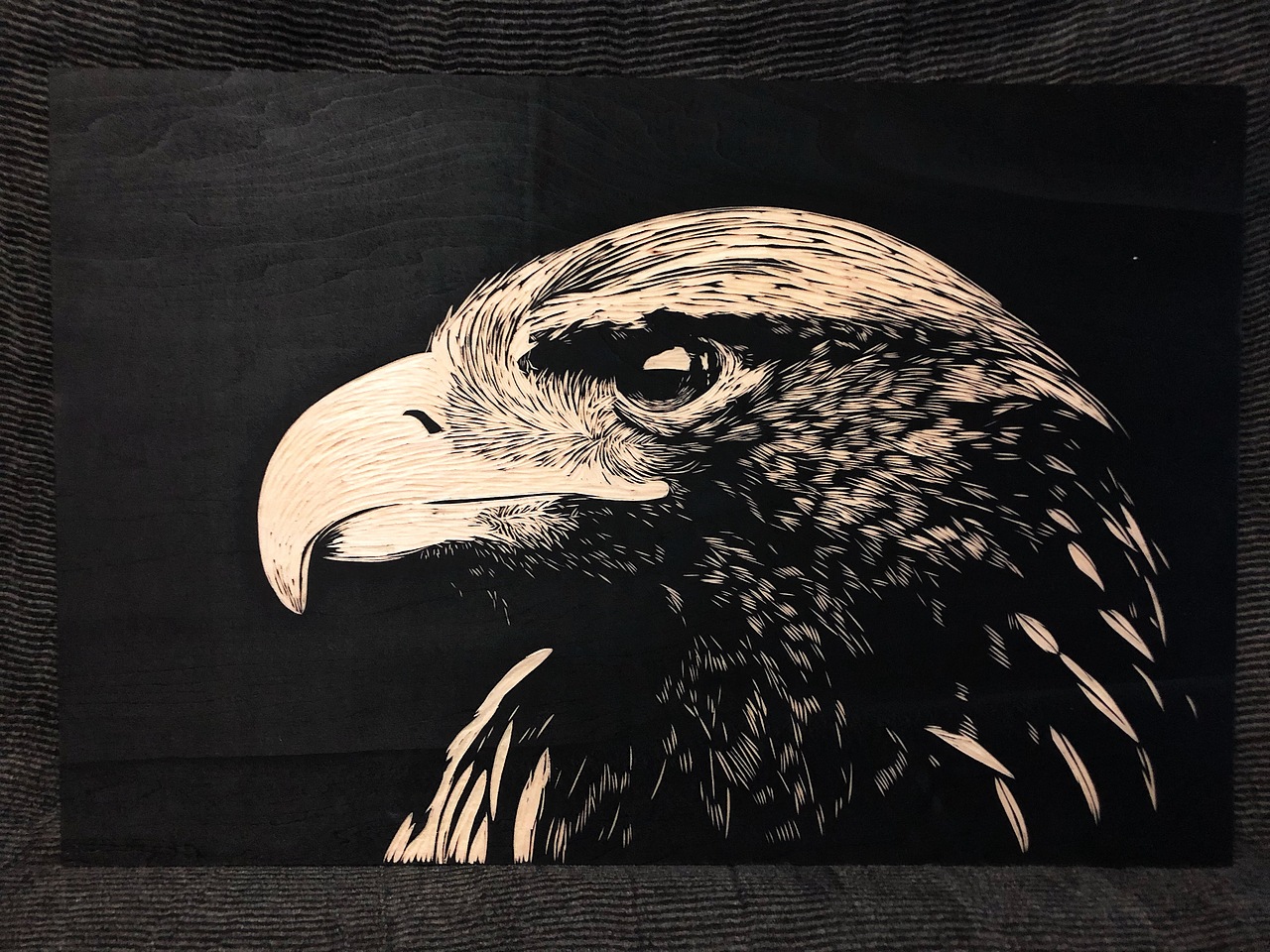 原创纯手工黑白木刻版画定制鹰