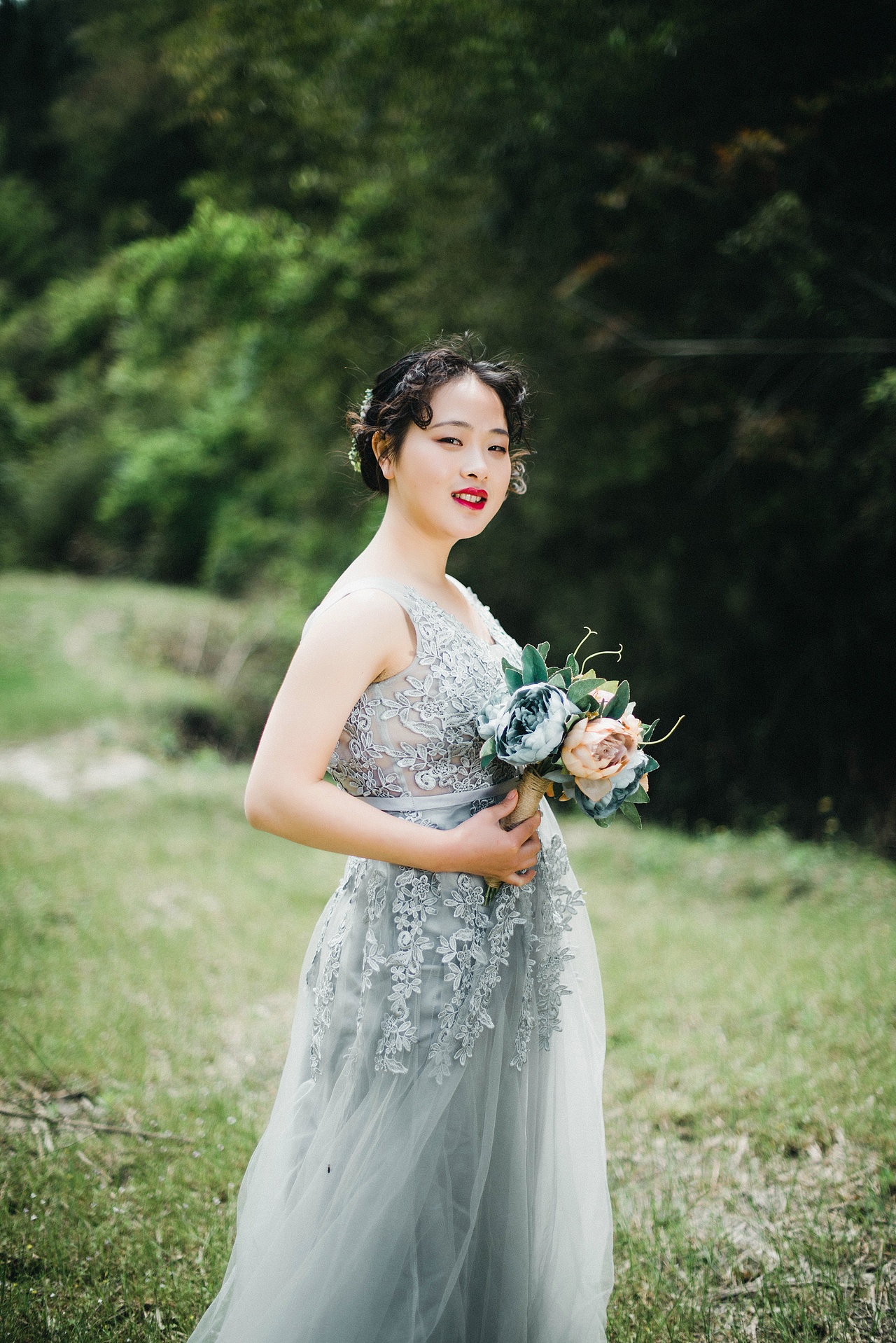 山上的清晨和迷人的你（图ZMjEzMDY1MTAw） - 人像摄影 - 站酷设计师秋连姐姐摄影原创素材 - 站酷ZCOOL