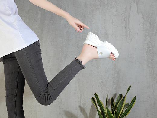 流行女鞋摄影 小雏菊拖鞋拍摄 脚模网拍 静物拍照