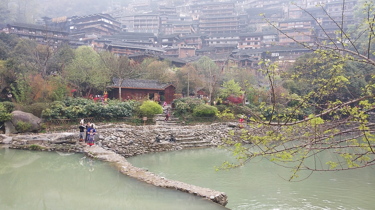 西江之美,夜景之光。