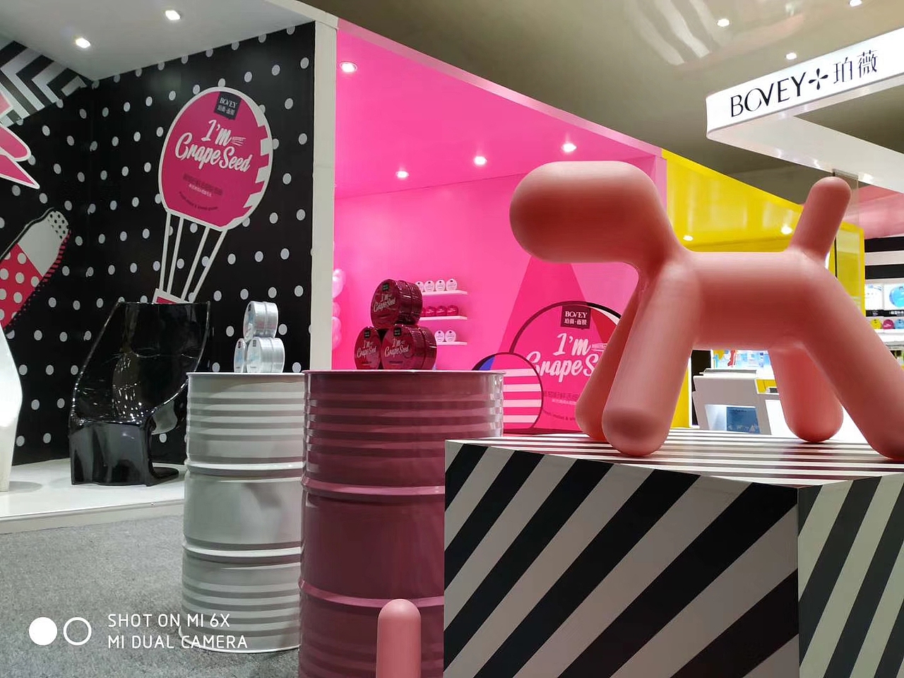 珀薇上海美博会2018（图ZMTE4NjQ4NjE2） - 展陈设计 - 站酷设计师RAZfoon原创素材 - 站酷ZCOOL