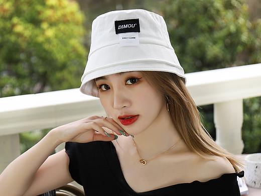 帽子拍摄外景模特女帽图片