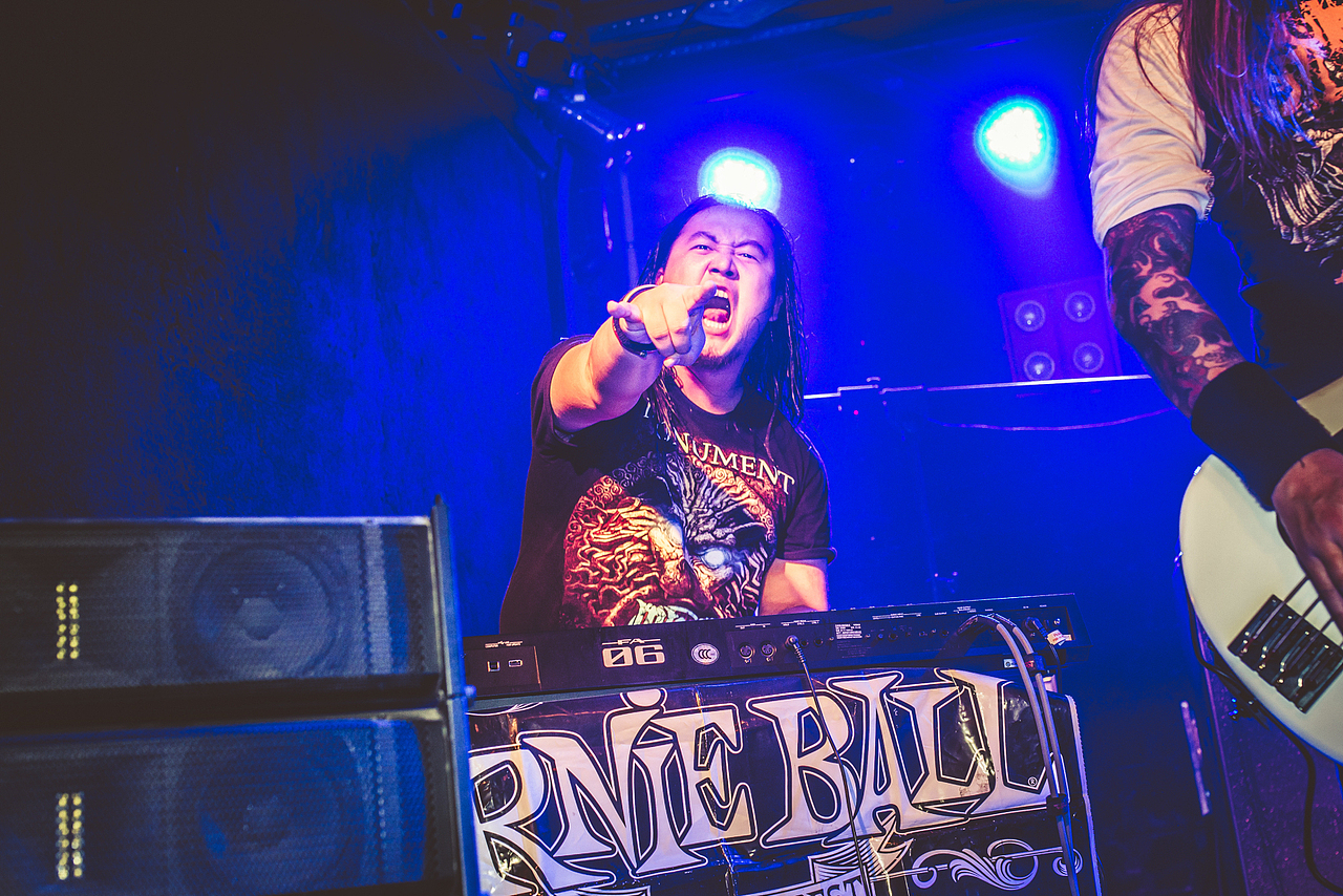 330金属音乐节广州站（图ZMjE4MTUzMjQ=） - 人像摄影 - 站酷设计师凹凸蜀黍原创素材 - 站酷ZCOOL