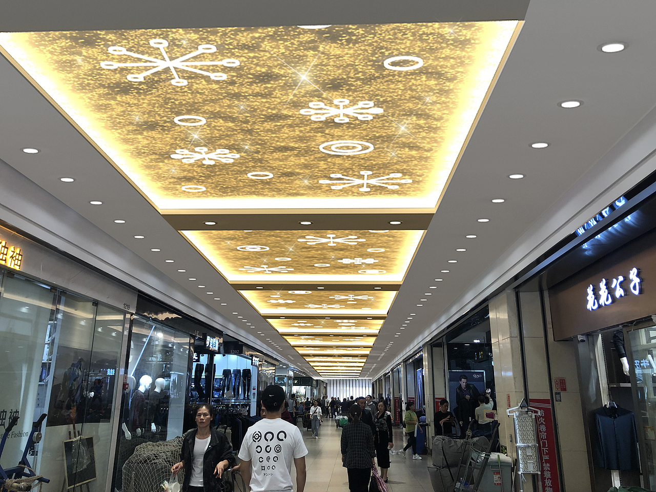 常态灯光吊饰（图ZMjA1Nzg5NjU2） - 其他三维 - 站酷设计师搬砖零零七原创素材 - 站酷ZCOOL