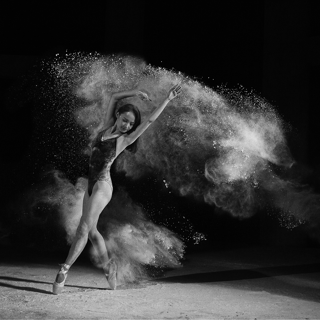 尘之舞（图ZMTIxMzY5MzI0） - 人像摄影 - 站酷设计师杰科摄影原创素材 - 站酷ZCOOL
