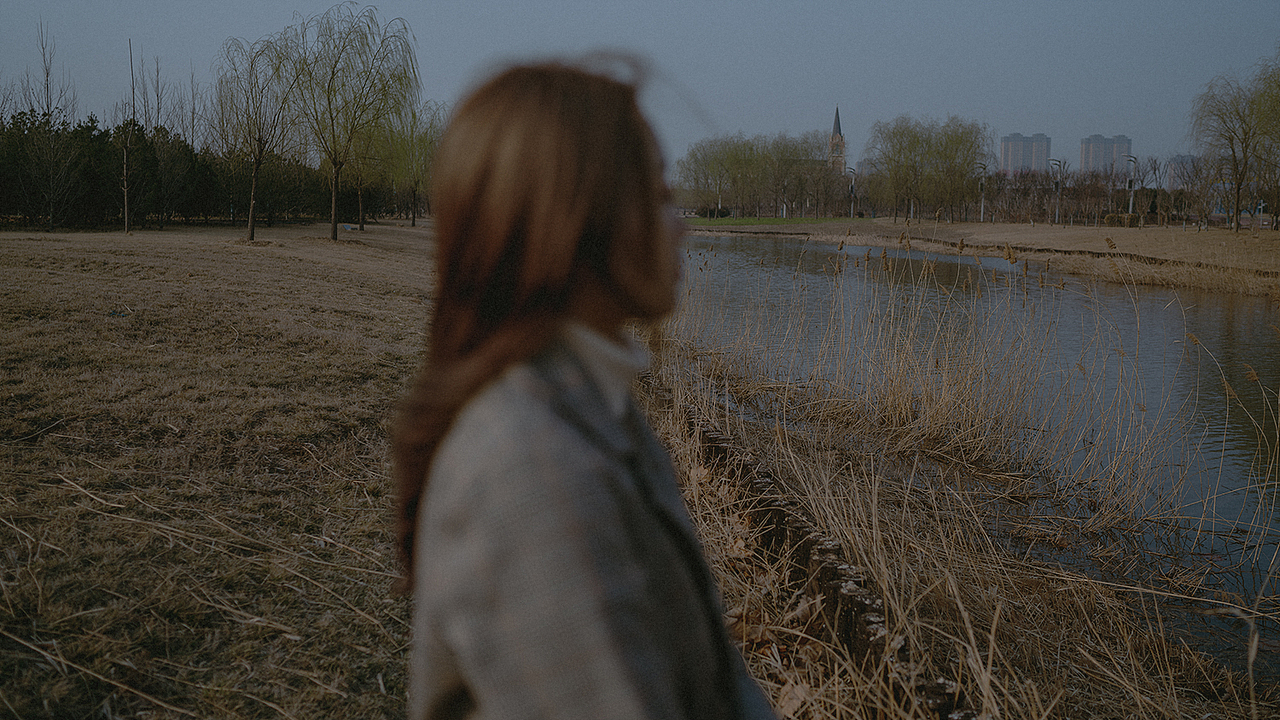 等风 等春天（图ZMjUwNTgwOTI4） - 人像摄影 - 站酷设计师黑色柳橙汁原创素材 - 站酷ZCOOL