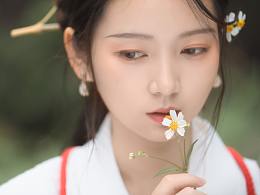 花若怜，落在谁的指尖