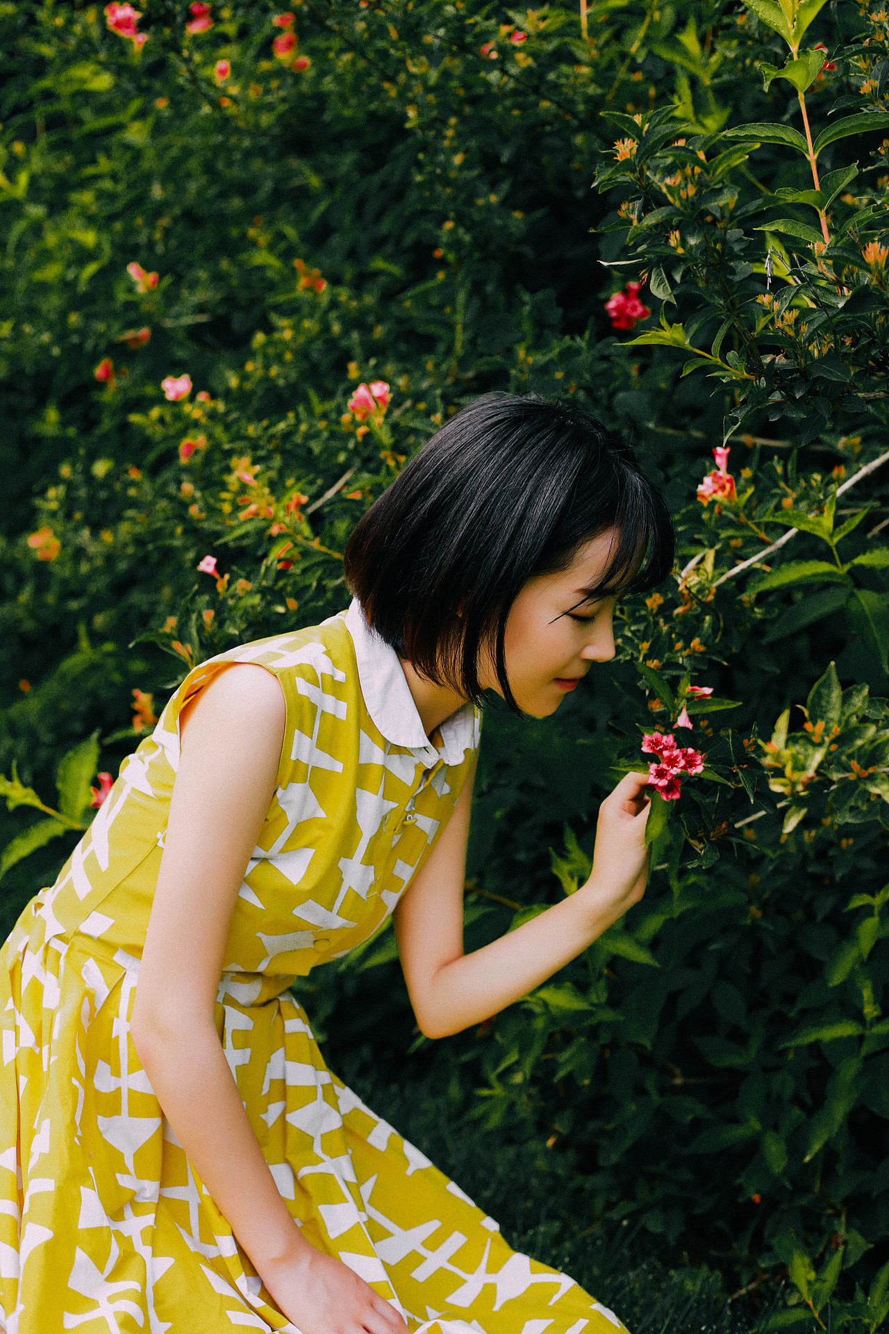 《花事》（图ZNTQ1MTkwODg=） - 人像摄影 - 站酷设计师cry很忐忑原创素材 - 站酷ZCOOL