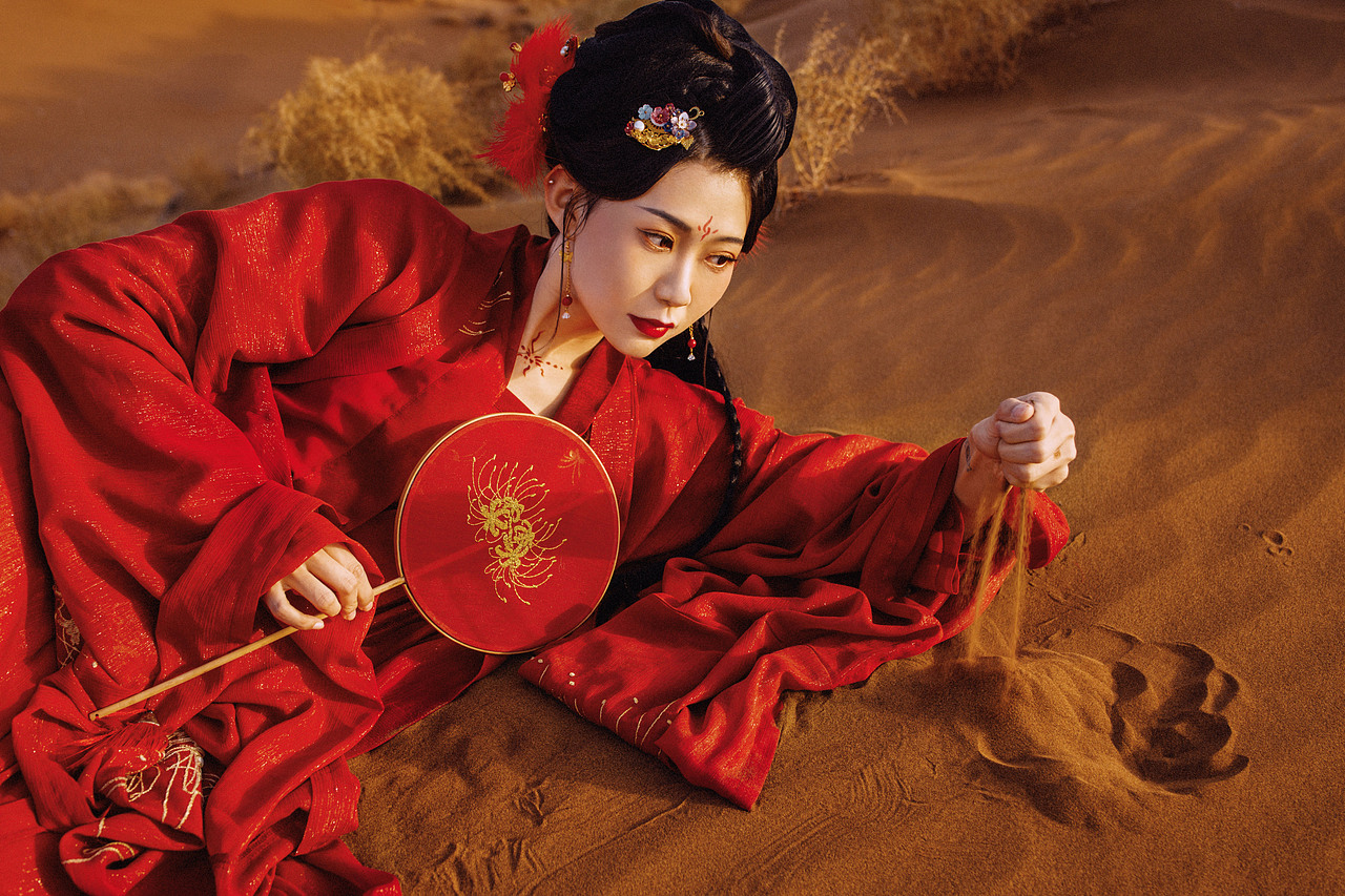 漠上行（图ZMTU1NDMwMTY0） - 人像摄影 - 站酷设计师若寒Rock原创素材 - 站酷ZCOOL