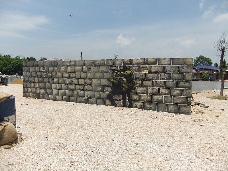 湖南宁乡真人cs场景墙绘