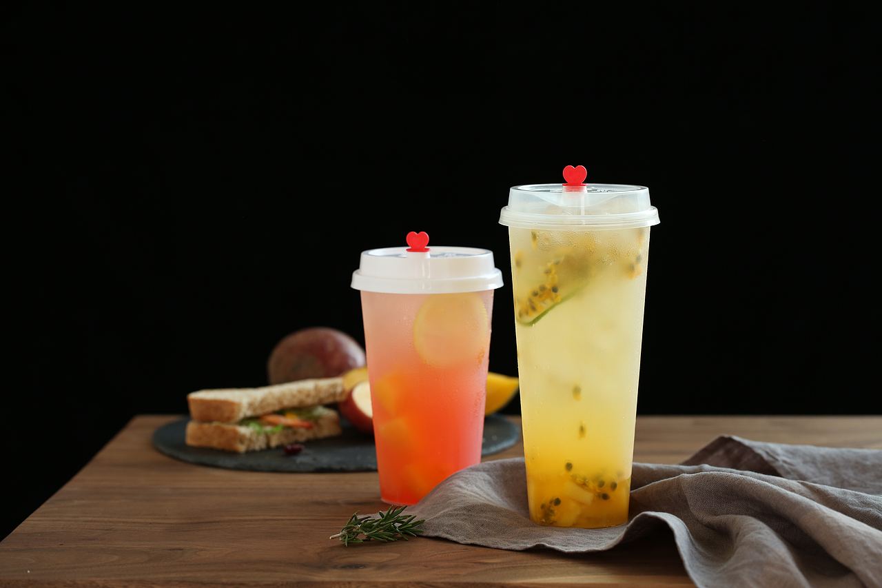 奶茶杯 注塑杯 时尚网红杯（图ZMjAyMTE1OTA4） - 产品摄影 - 站酷设计师PeterParkerPeng原创素材 - 站酷ZCOOL